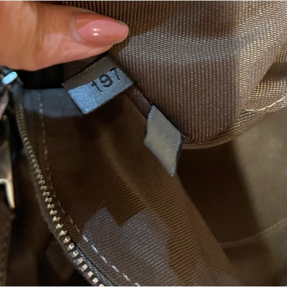 Gently Used Marc Jacobs Rio Bag (Authentic) - Picture 7 of 15